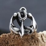 bague ancienne avec ancre marine affirmez votre style roas250 606 1