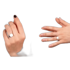 bague chevaliere carree personnalisable en argent rhodie roas400 266 1
