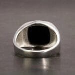 Bague Chevalière En Argent Avec Pierre Carré D’onyx