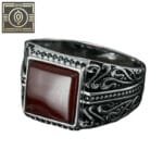 Bague Chevalière En Argent Avec Pierre Carrée D’agate Rouge - 54.4 Mm / Rouge