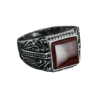 bague chevaliere en argent avec pierre carree dagate rouge roas300 585 1