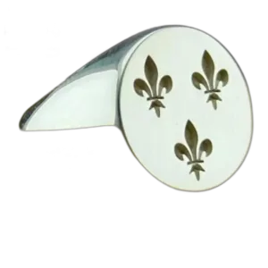 Bague Chevalière Fleur De Lys: Luxe Noble Au Quotidien - 55mm
