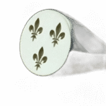 bague chevaliere fleur de lys luxe noble au quotidien roas500 242 1