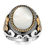 Bague En Argent Avec Pierre Nacrée Blanche: Un Chef-d’œuvre Vintage