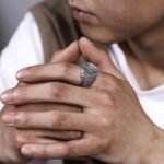 bague en argent homme motif om bouddhiste roas400 691 1