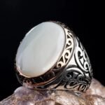 bague en argent massif avec pierre blanche nacree roas400 285 1