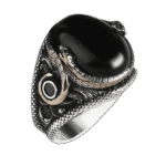 bague homme pierre noire serpent style audacieux et sophistique roas300 770 1
