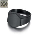 bague noire homme simple en acier inoxydable 54 4 mm noir hexagone roas200 755 1