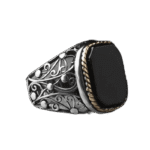 chevaliere onyx ancienne bijou historique premium roas300 252 1
